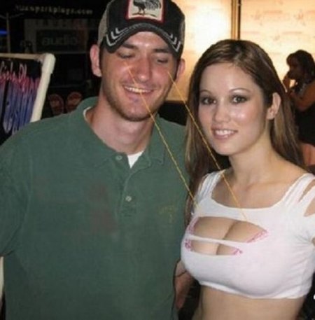 Hayo Lo, 5 Manusia Ini Ketangkep Basah Matanya Lagi Traveling